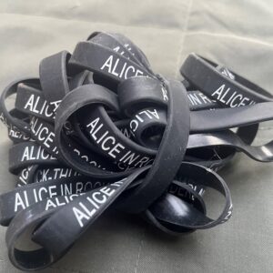 Silikonarmband- Alice In Rock